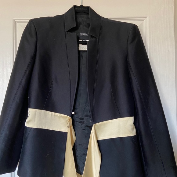 Lady’s blazer - Picture 2 of 2